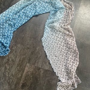 komarov shawls